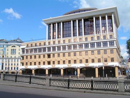 «Здание по адресу ул. Балчуг, д 7, где расположено российской отделение корпорации Google, проверяют на наличие взрывного устройства»