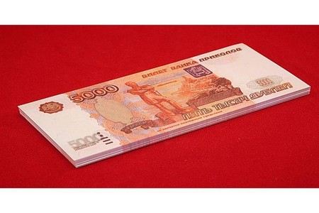 Мошенники на доверии выманили у московской пенсионерки 500 тысяч рублей