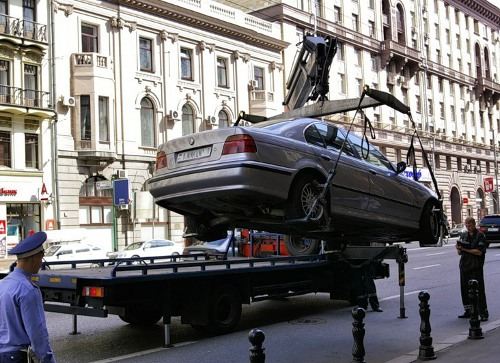 Эвакуатор теперь обязаны оплачивать владельцы авто