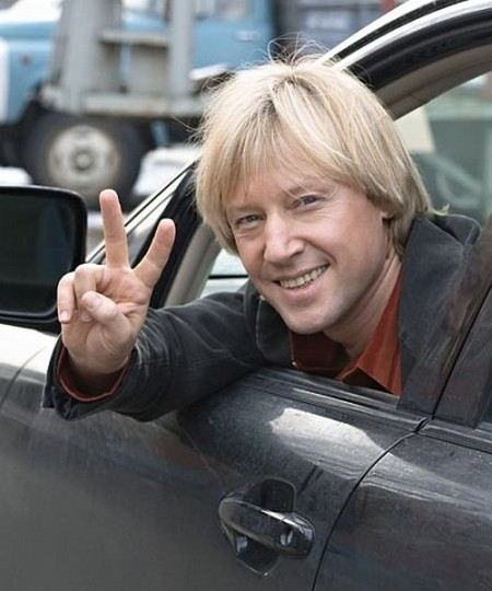 Дмитрий Харатьян