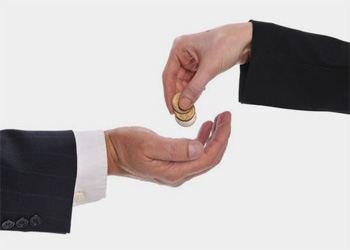 В России долги по заработной плате увеличились в 1,5 раза за месяц