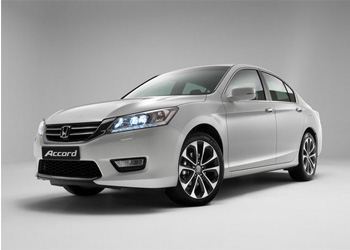 Honda Accord 9 поколения доступна в 2-х модификациях на отечественном рынке