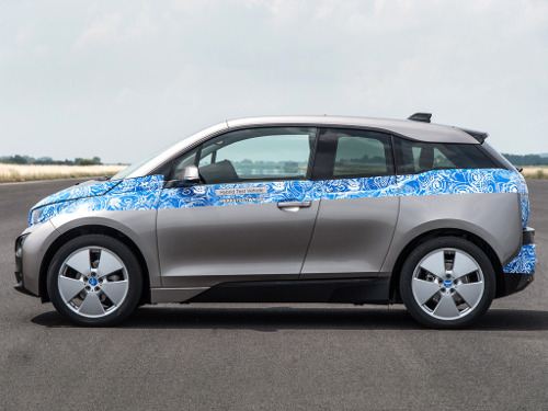Шпионский снимок нового BMW i3: в профиль