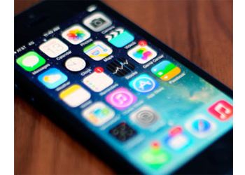 15 августа Apple выпустила свою тестовую шестую версию платформы iOS 7 15 августа Apple выпустила свою тестовую шестую версию платформы iOS 7