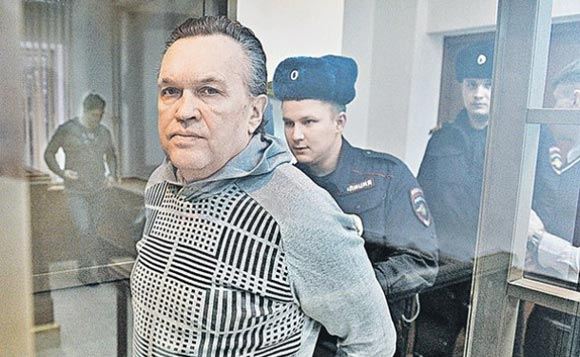 Убийца 17-летней москвички и ее матери получил 20 лет тюрьмы