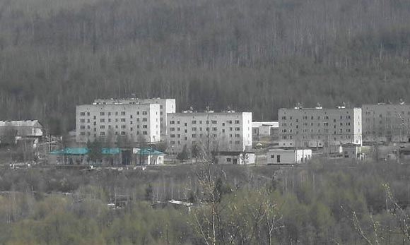 В Амурской области двое школьников укрылись в неотапливаемом доме