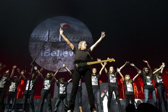 Роджер Уотерс - фронтмен группы Pink Floyd Роджер Уотерс - фронтмен группы Pink Floyd