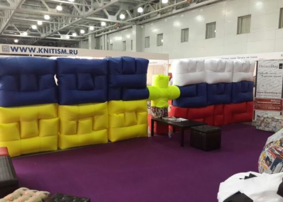 Фабрика бескаркасной мебели DreamBag приняла участие в ежегодной мебельной выставке «Московский Международный Мебельный Салон»