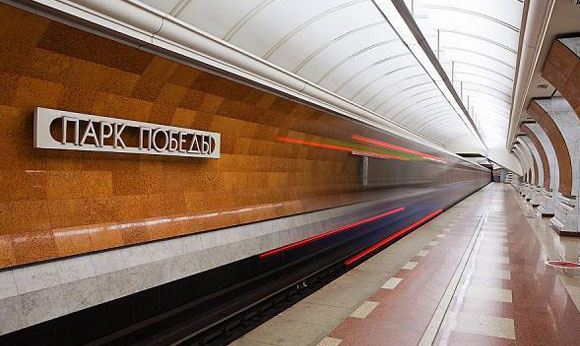 ЧП в столичной подземке: возгорание на «Парке Победы»