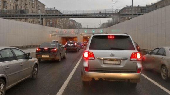 В Москве около двух часов было ограничено движение по Дмитровскому тоннелю