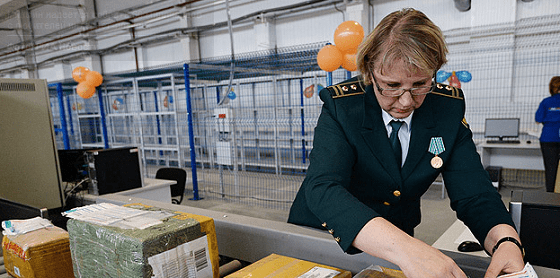 Минфин запланировал пополнить бюджет в 2015-2017 гг. на 60 млрд руб.с помощью таможенных сборов с онлайн-шопперов Минфин запланировал пополнить бюджет в 2015-2017 гг. на 60 млрд руб.с помощью таможенных сборов с онлайн-шопперов