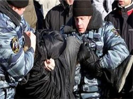 Возбуждено уголовное дело, каждому из преступников уже по одной статье грозит 20 лет тюремного заключения