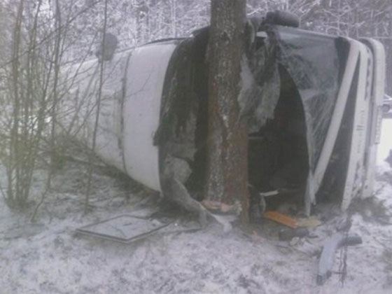 Автомобиль с военнослужащими попал в аварию на Рогачевском шоссе