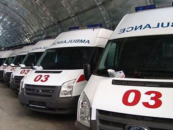Обходчики осматривали пути, увидели тело человека, вызвали милицию и скорую помощь