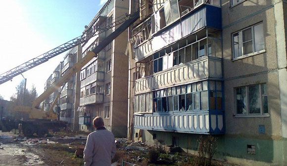 Разбор завалов на месте взрыва в Данкове
