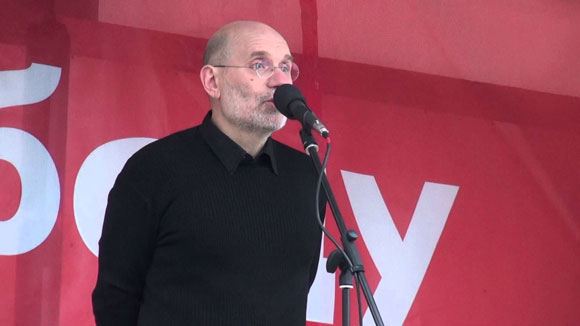 Борис Акунин выступает на митинге 6 мая 2013 года