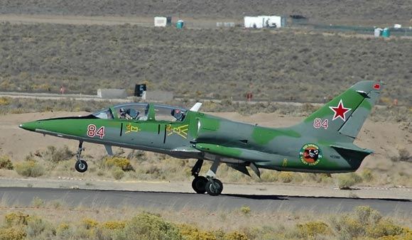 Самолет L-39 рухнул в ходе американского авиашоу в штате Теннесси