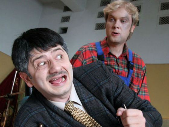 Кадр из российского сериала «Наша Russia»