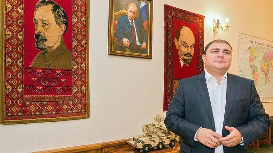 Вадим Потомский – член КПРФ Вадим Потомский – член КПРФ