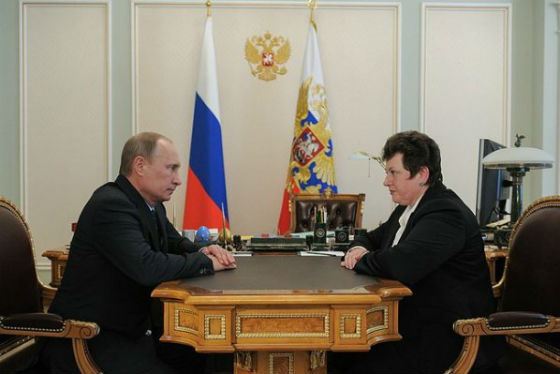 Рабочая встреча Светланы Орловой и Владимира Путина Рабочая встреча Светланы Орловой и Владимира Путина