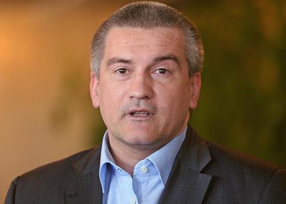 Сергей Аксенов в детстве любил учиться и спорт Сергей Аксенов в детстве любил учиться и спорт