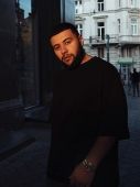 певец наваи и хамали биография. Смотреть фото певец наваи и хамали биография. Смотреть картинку певец наваи и хамали биография. Картинка про певец наваи и хамали биография. Фото певец наваи и хамали биография